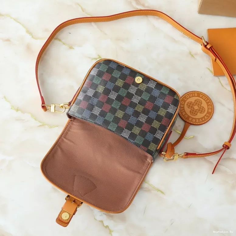 Vuitton 1212 WellDesigned Louis Bags Messenger 0123